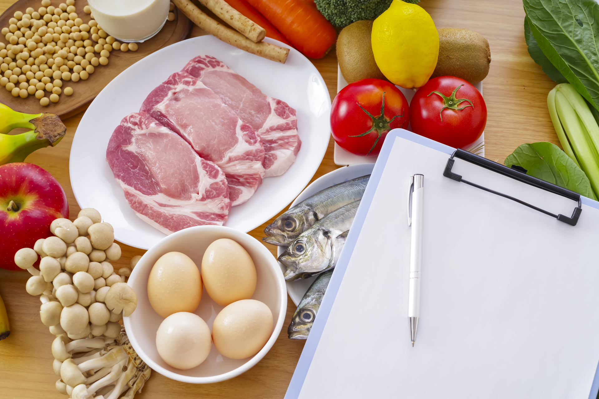 タンパク質やビタミンCなどが入った食品