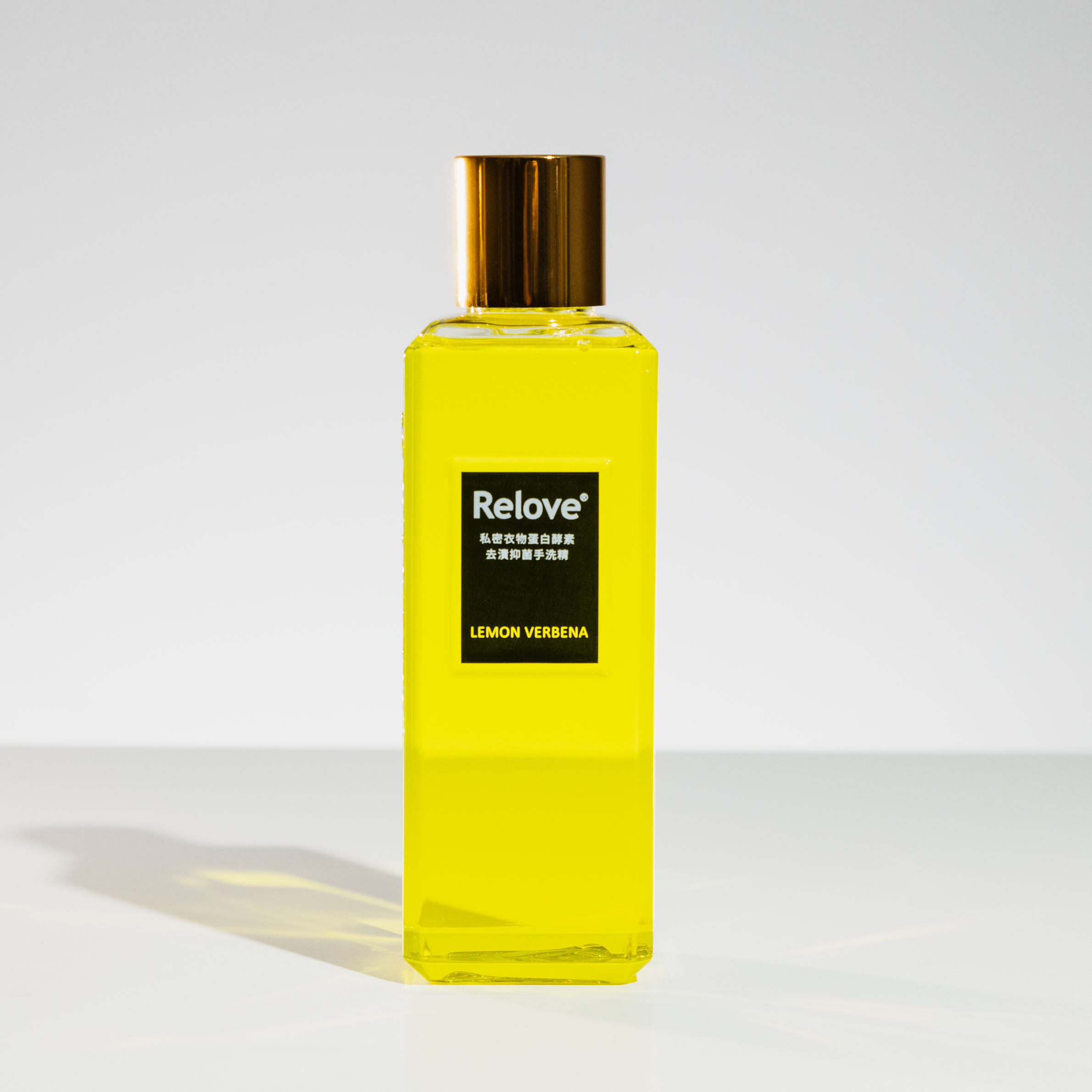 Relove ランジェリーウォッシュ220ml_レモン＆バーベナ