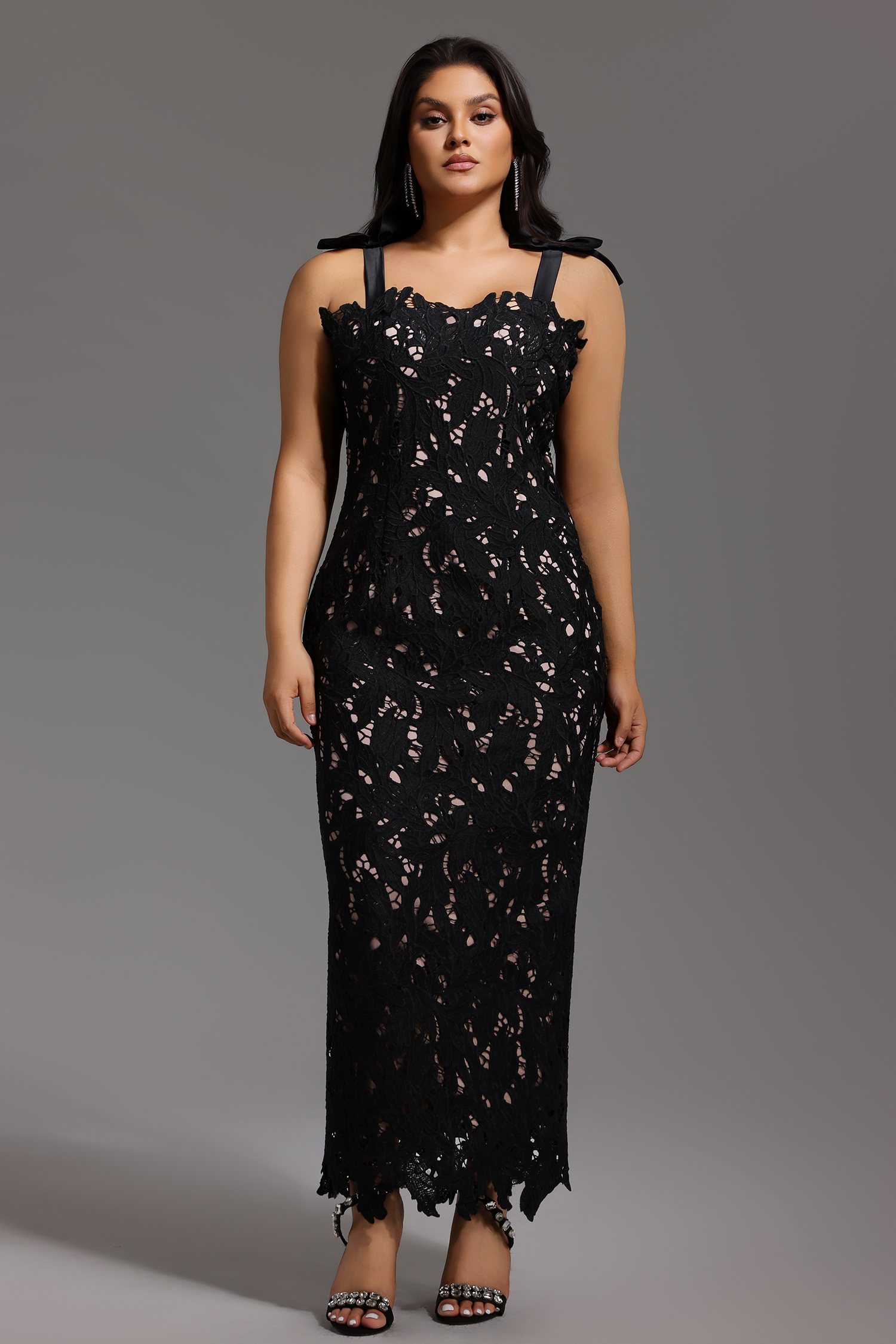 Lucretia Sleeveless Lace Bow Maxi Dress
