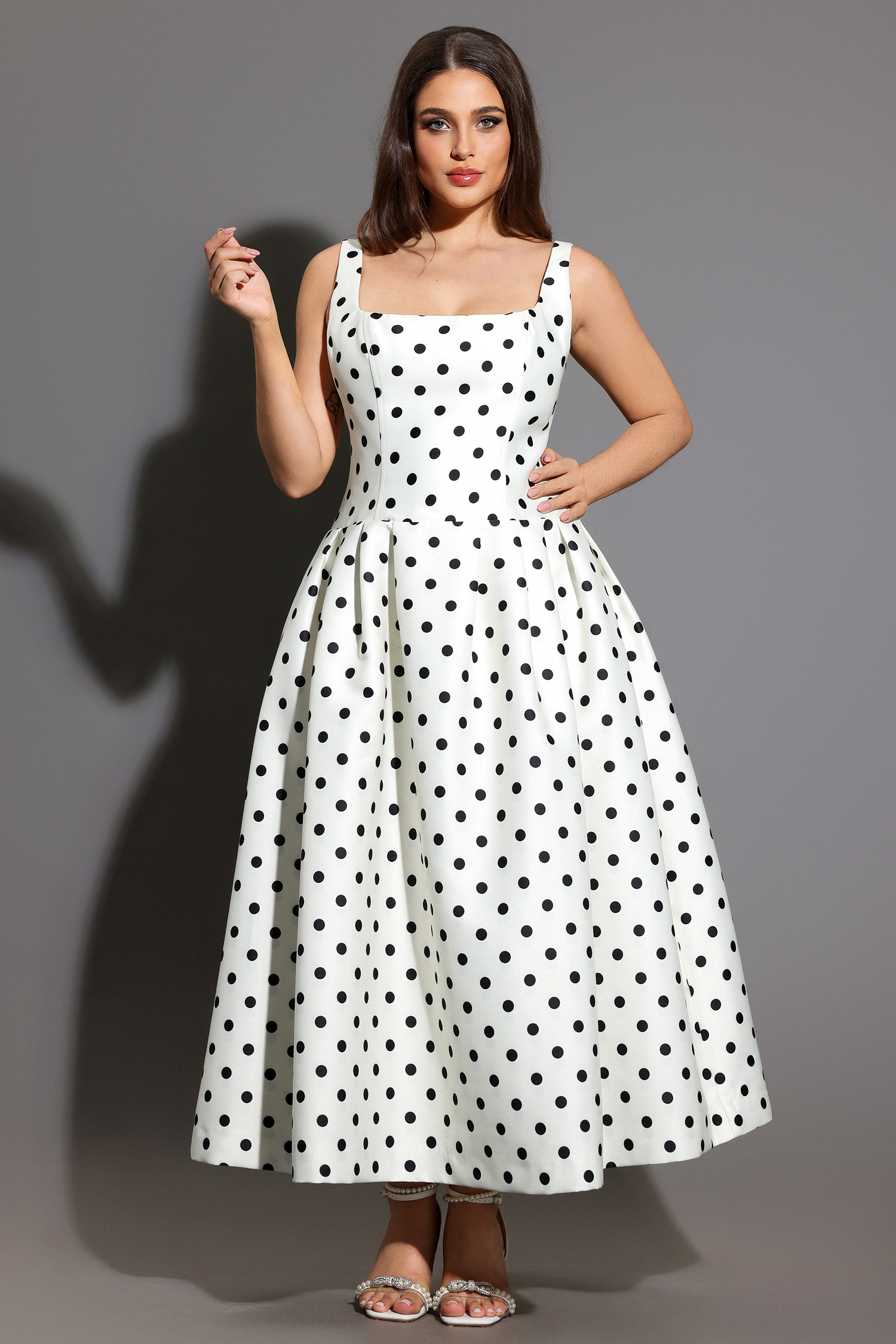 Zada Sleeveless Wave Point Maxi Dress