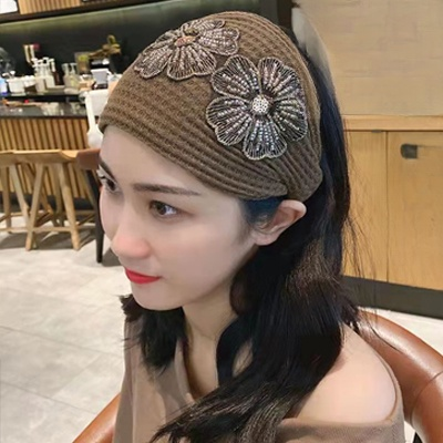 Fashion Wide-Brimmed Headband