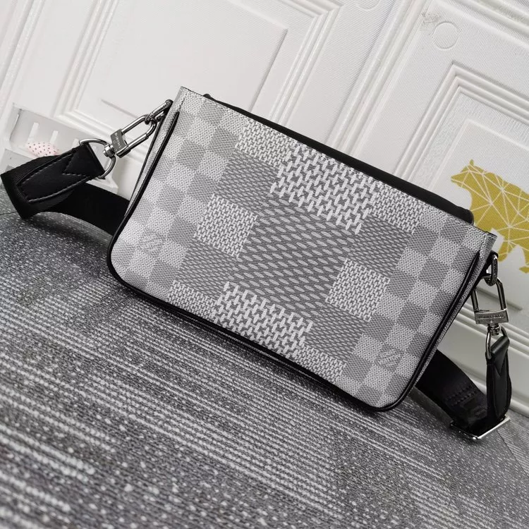 LOUIS VUITTON ルイヴィトン メッセンジャーバッグ 23.5X14X5CM