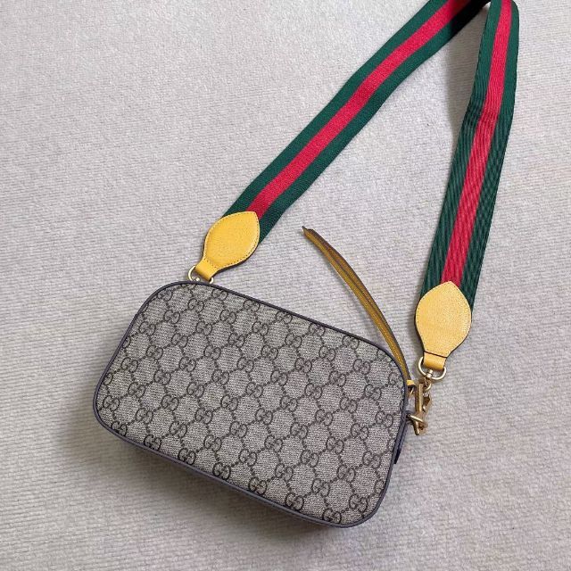 Gucci - グッチ 〔ネオ ヴィンテージ〕GGスプリーム メッセンジャーバッグ 男女兼用 の通販 by 双葉