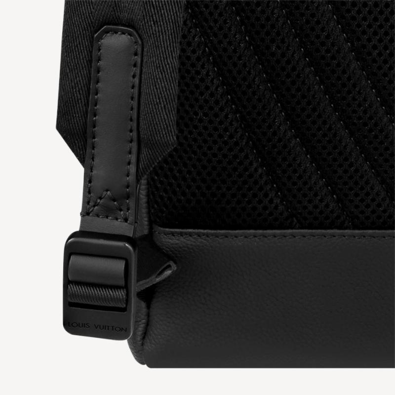 LOUIS VUITTON バックパック NV Ref:M57079