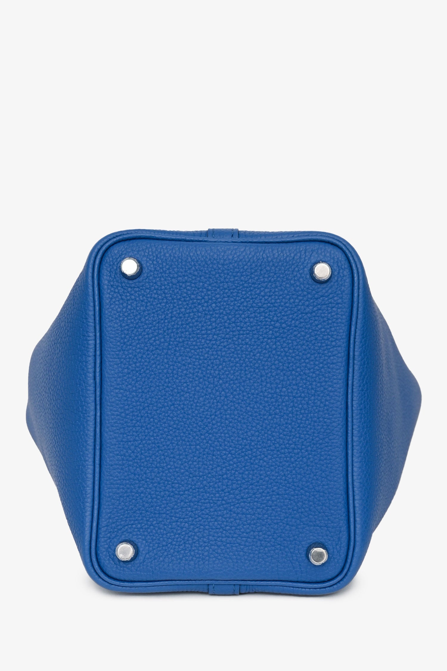 Hermès 2021年 ブルー フランス クレマンスレザー ピコタン18 パラジウム金具（PHW）。