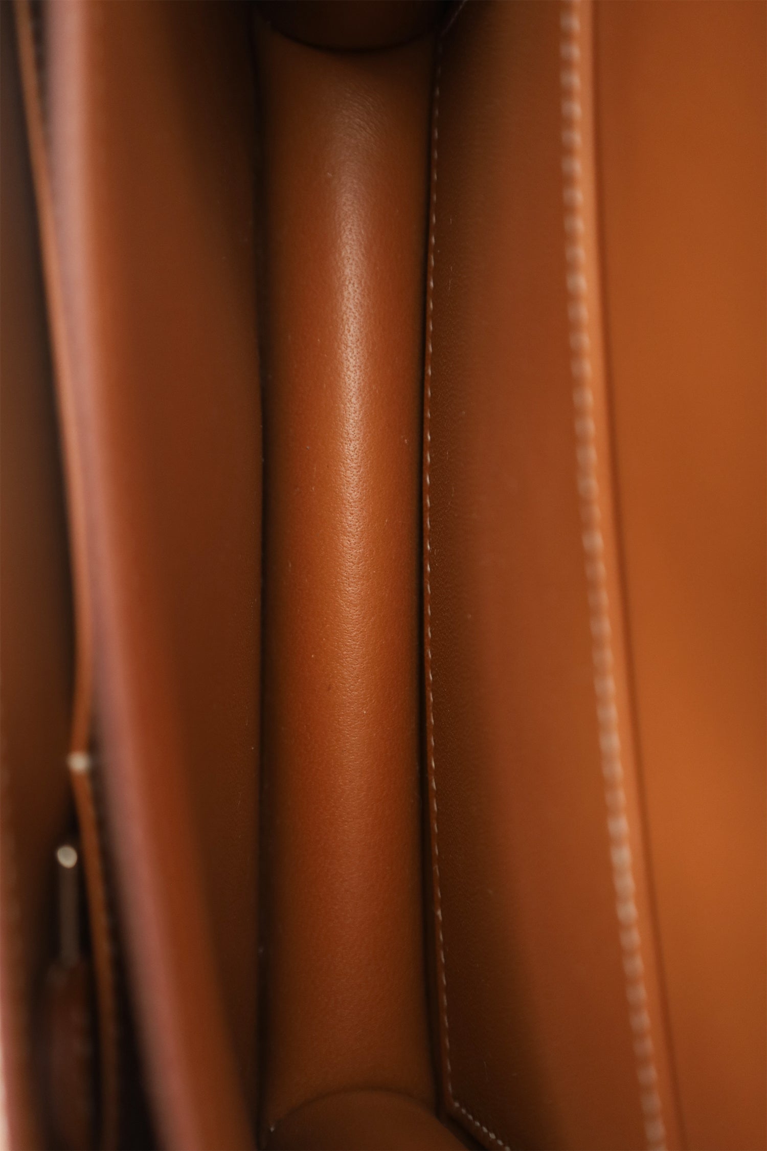 Hermès 2023年 ゴールド エプソンレザー コンスタンス ミニ18