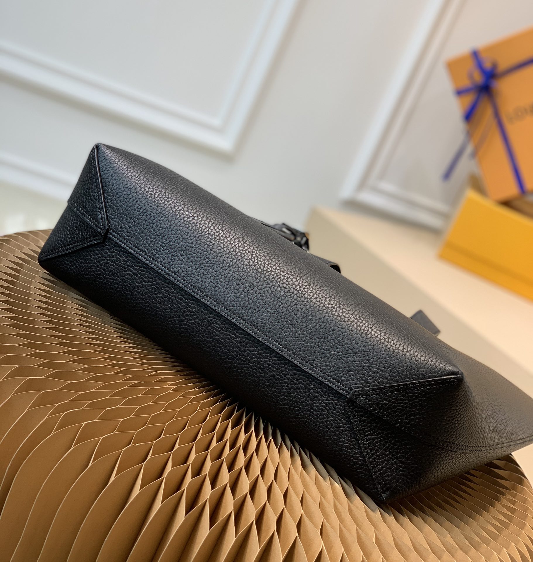 Louis Vuitton LV Cabas Voyage bag M52817