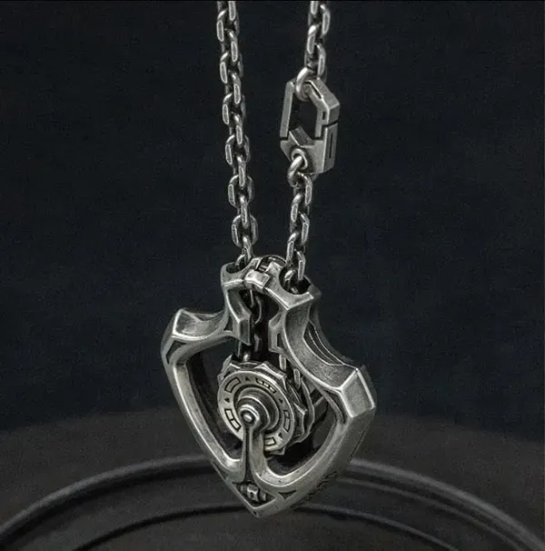 Shuttler Mechanical Rotatable Gear Pendant Necklace