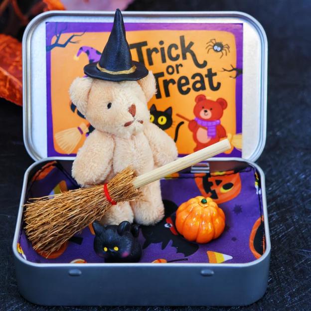 🎃🐻Halloween Bear in a Box for Trick or Treat✨