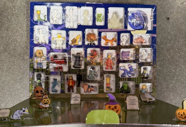 🔥HOT SALE - 49% OFF🔥- The Simpsons Treehouse of Horror 31 Day Advent Calendar