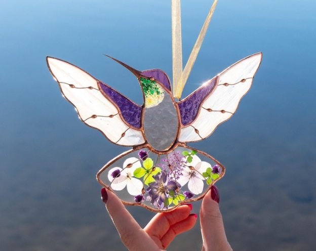🔥LAST DAY 49% OFF -🐦‍⬛ Handmade Floral Stained Glass Hummingbird