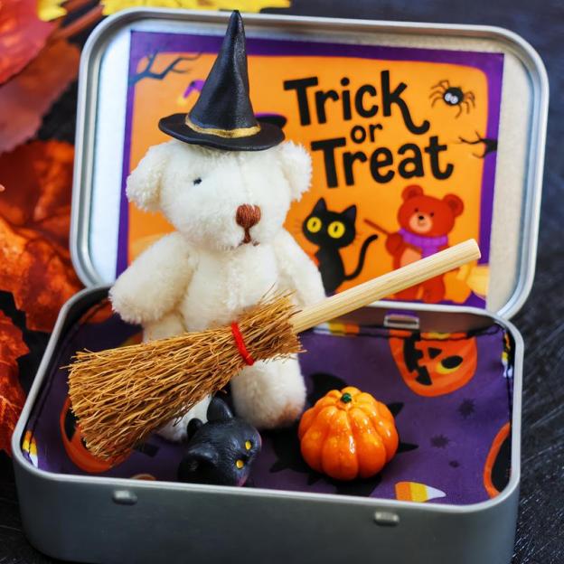 🎃🐻Halloween Bear in a Box for Trick or Treat✨