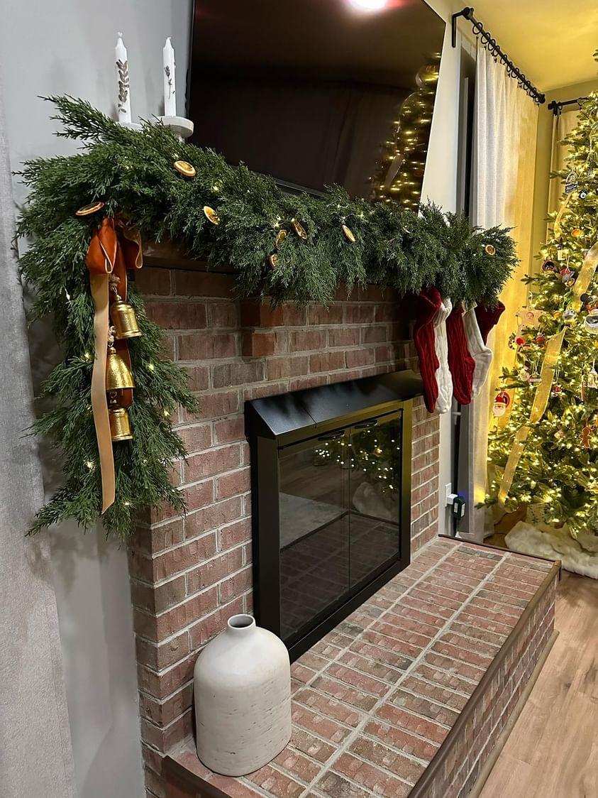 🔥HOT SALE - 49% OFF🔥- 2026 9ft Christmas Artificial Cypress Leaf Vine Wreath🎄