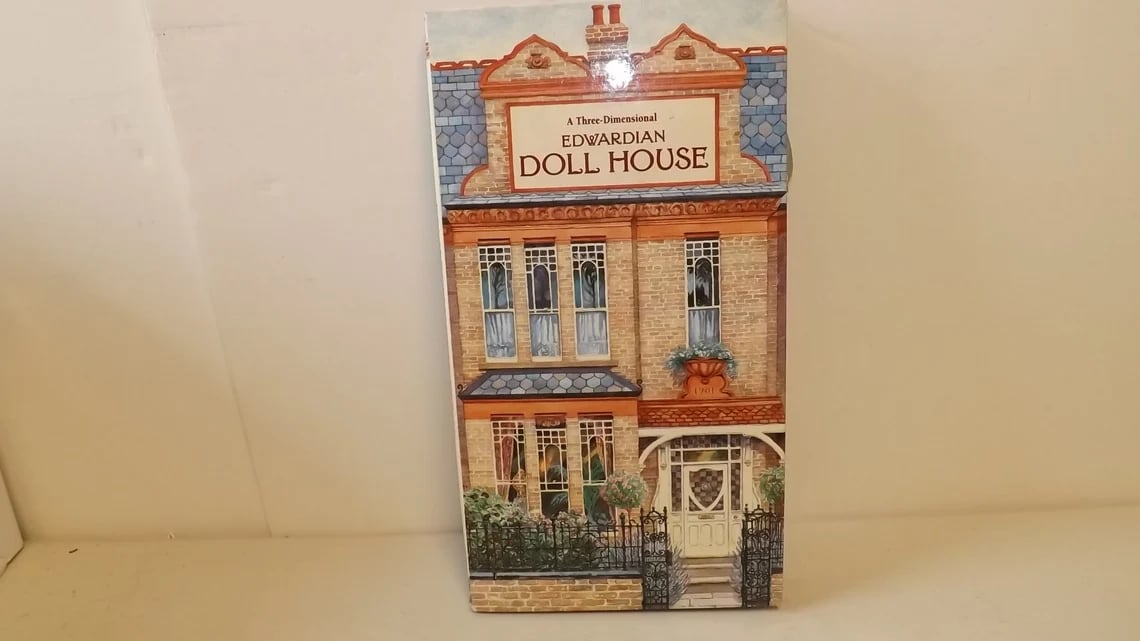 🔥HOT SALE - 49% OFF🔥Three Dimensional Edwardian Doll House🏘️🧸
