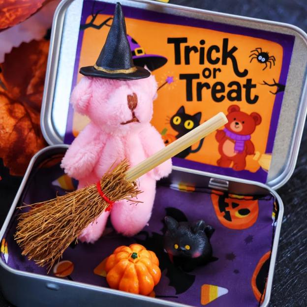 🎃🐻Halloween Bear in a Box for Trick or Treat✨