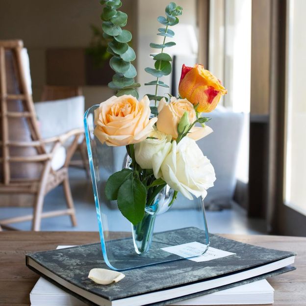 Flower Vase - A cute gift for her/him😍