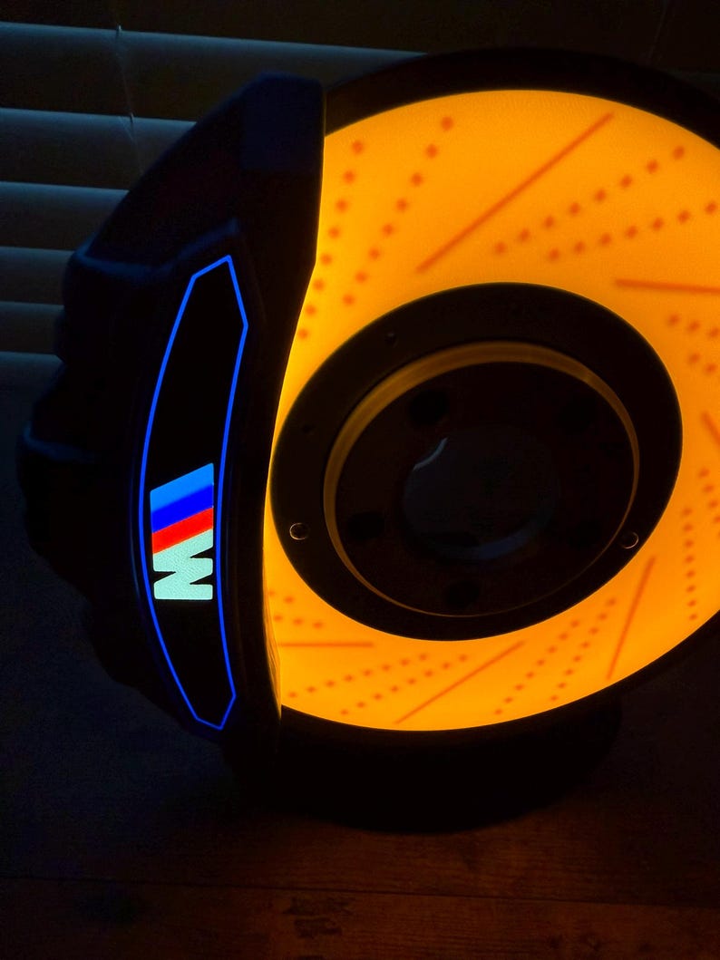 Brake and Caliper BMW M Lamp - LED USB lit sign | Series | Wall Decor | Gift for Him | Mancave | computer| car image 6