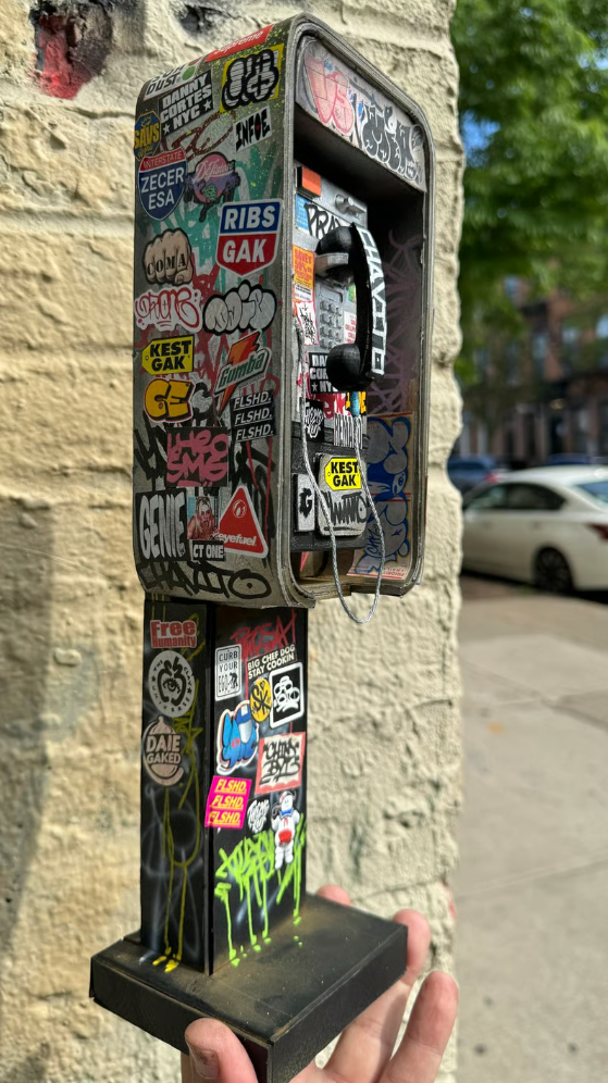 Miniature American Payphone in 1:12 Scale For Action Figure Displays