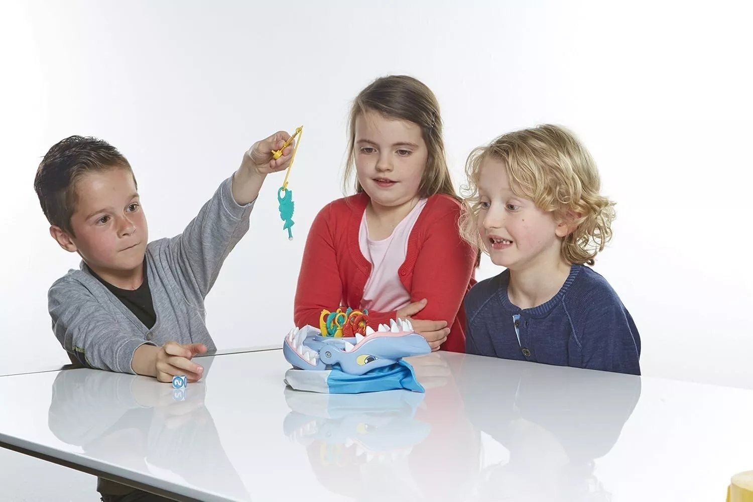 🎊New Year Sale 49% OFF🎉Shark Bite Game