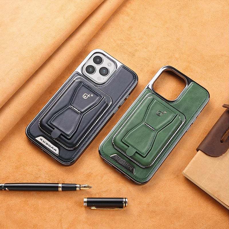 🤑🤑Luxurious Leather Magnetic iPhone Case with Removal Card Holder