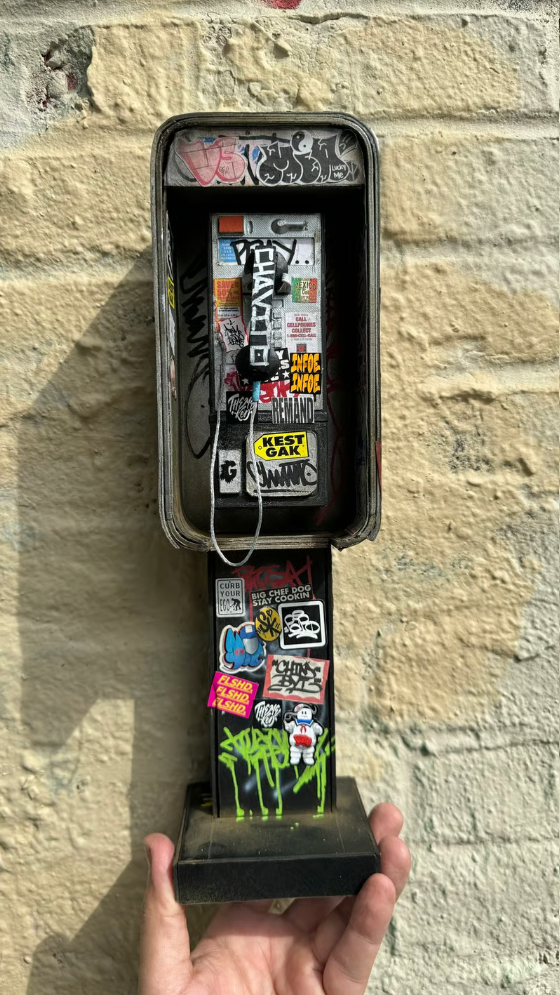 Miniature American Payphone in 1:12 Scale For Action Figure Displays