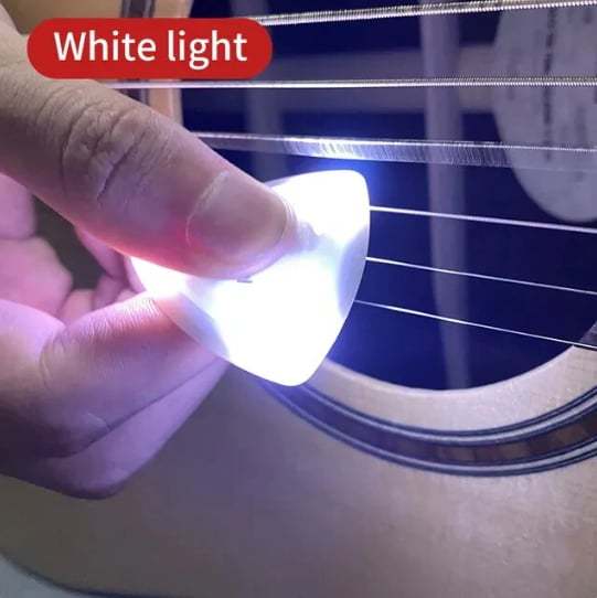 🎸Light Up Guitar Pick - 💝The perfect gift for guitar lovers