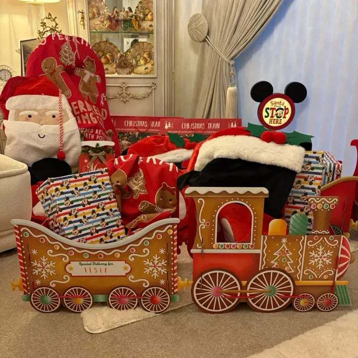 🔥HOT SALE - 49% OFF🔥-  Wooden Christmas Presents Trains