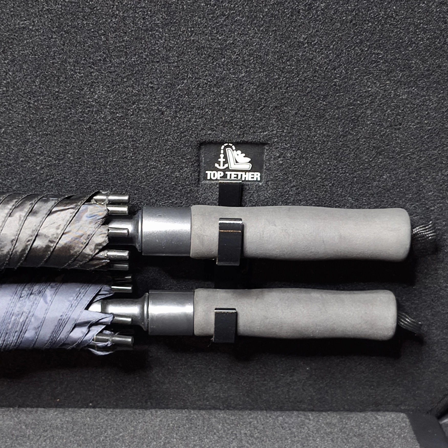 Car Umbrella Hook (2 PCS)