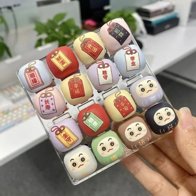 WonderBun Toasted Bread DIY Keycaps Limited Edition - DIYative