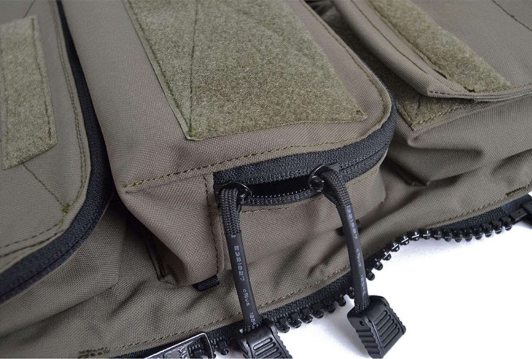 TWINFALCONS POUCH ZIP-ON PANEL 2.0 [TW-P075]