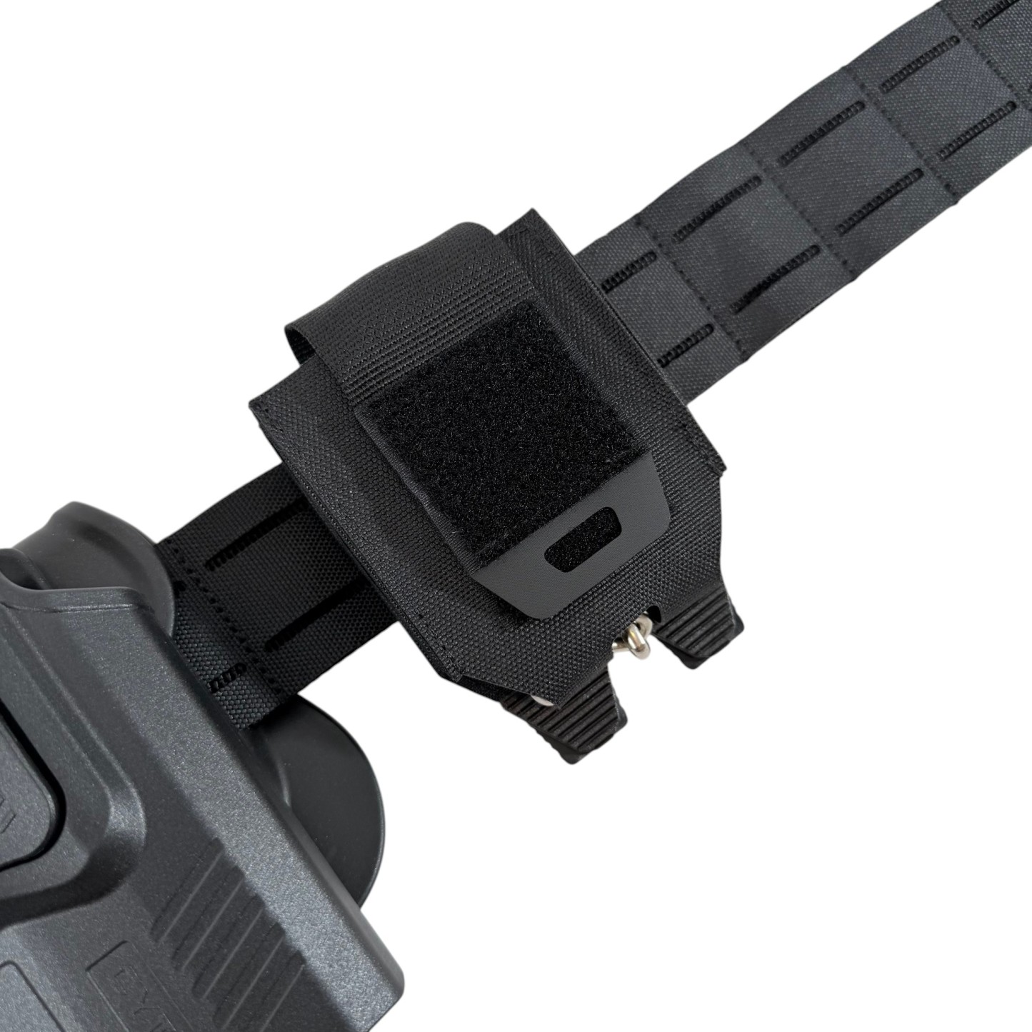 BATTLE GEAR LASER-CUT HANDCUFF POUCH [BAT-P181]