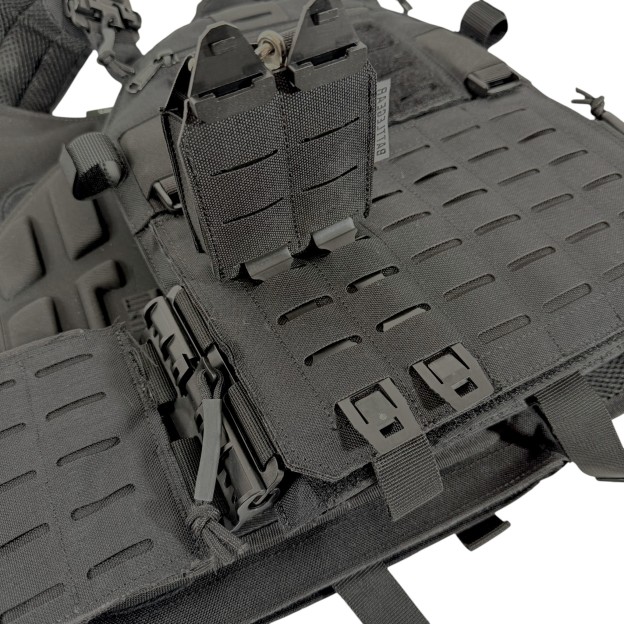 BATTLE GEAR LASER-CUT HANDCUFF POUCH [BAT-P181]