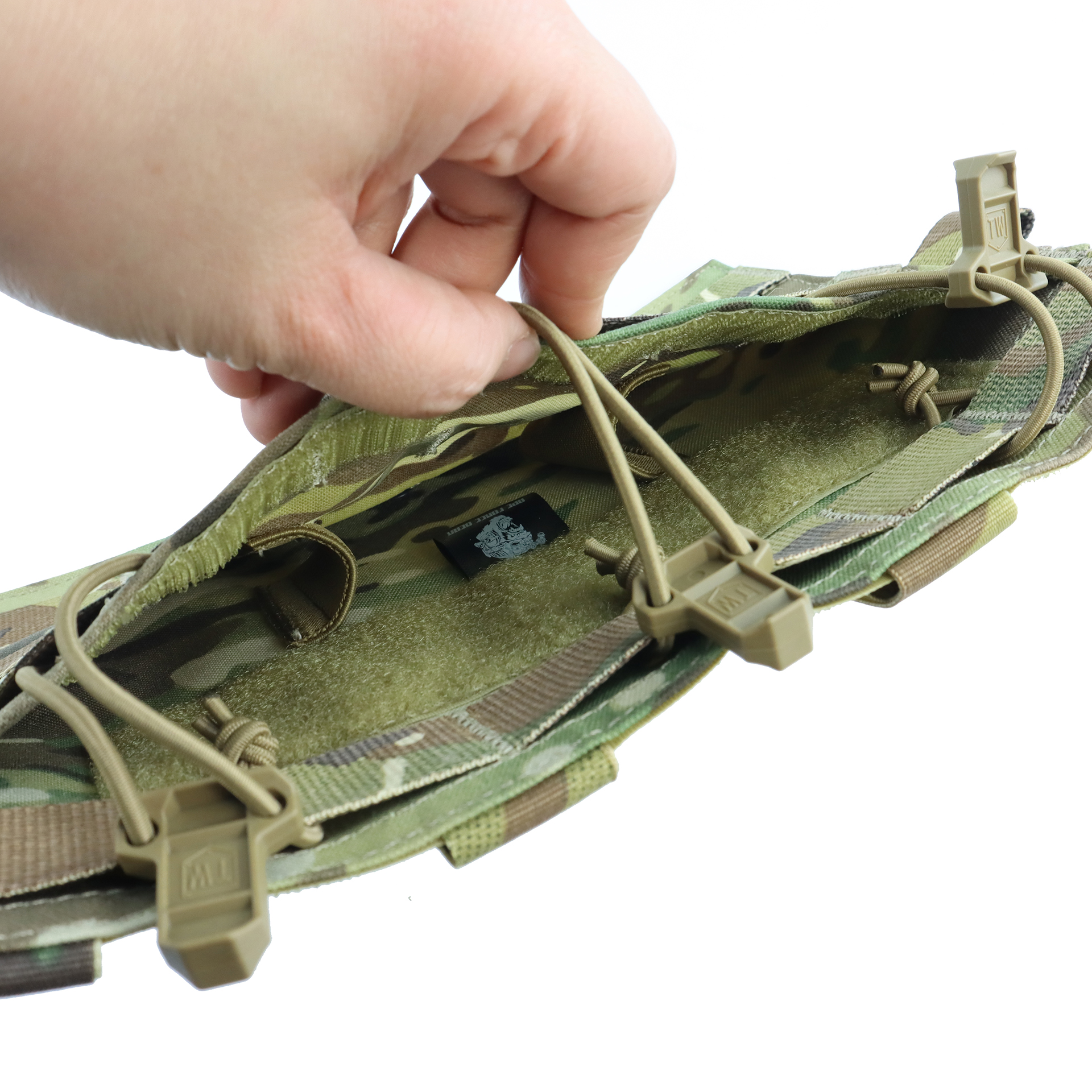 APE FORCE GEAR DETACHABLE FLAP TRIPLE M4 MAG FLAT PANEL