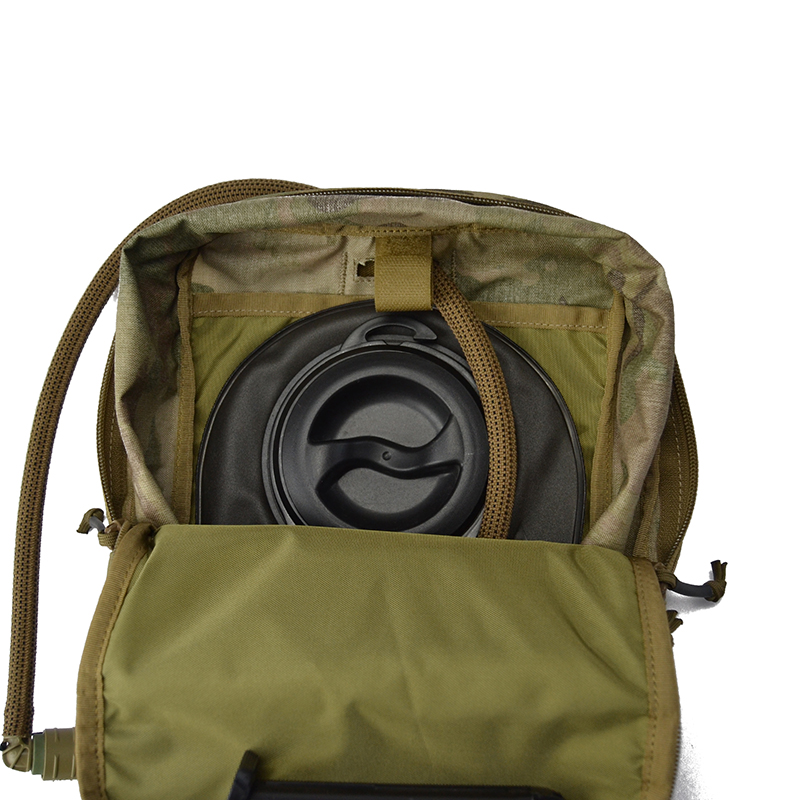 TWINFALCONS DELUSTERING COMPRESS HYDRATION BLADDER BACKPACK