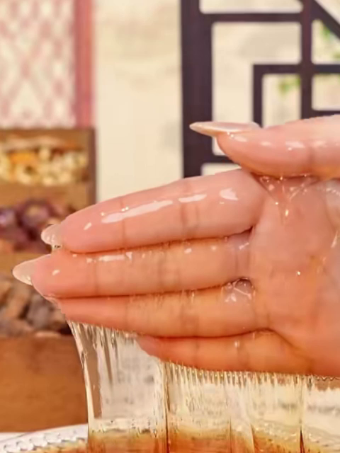 Cordyceps Oil-Control Shampoo [The More You Wash, The Darker Your Hair]