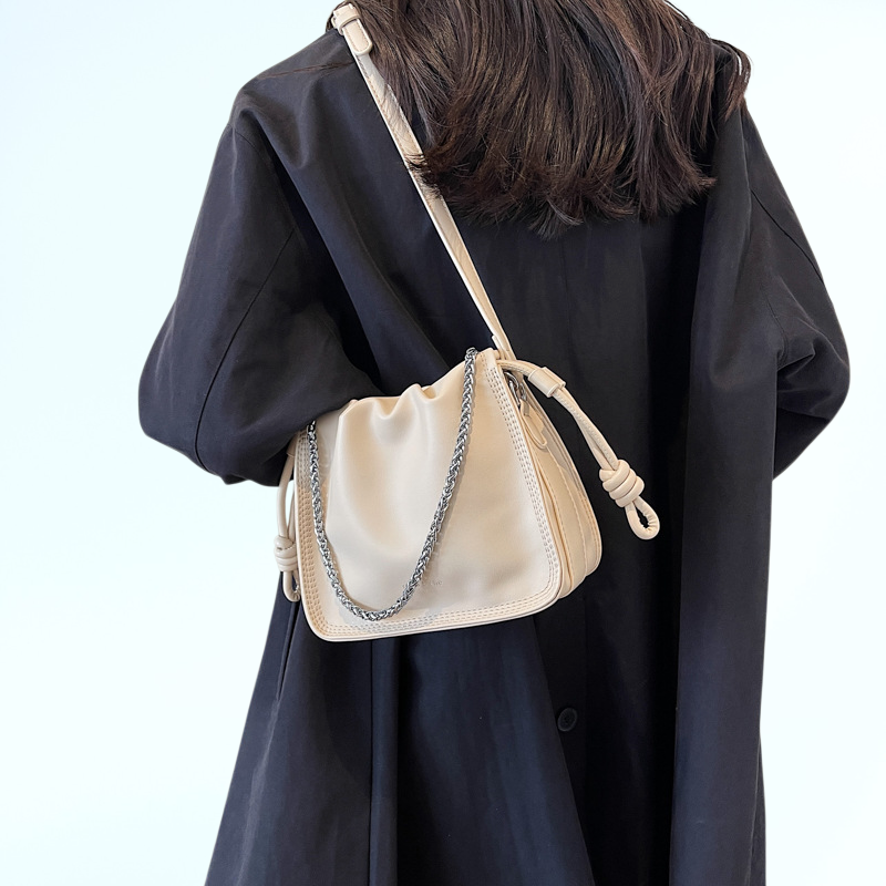 100 pieces of Chinese style, 100 towers, 100 towers, folds and folds.