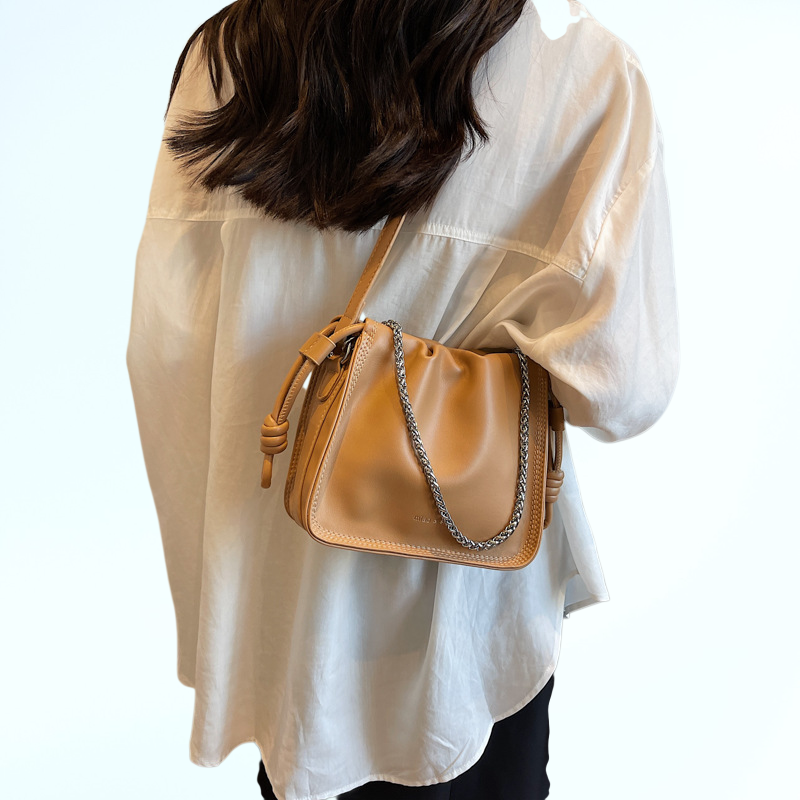 100 pieces of Chinese style, 100 towers, 100 towers, folds and folds.