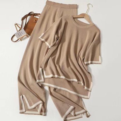 High-Waisted Color-Block Short-Sleeve Knit Top and Wide-Leg Pants Set for a Slimming Look