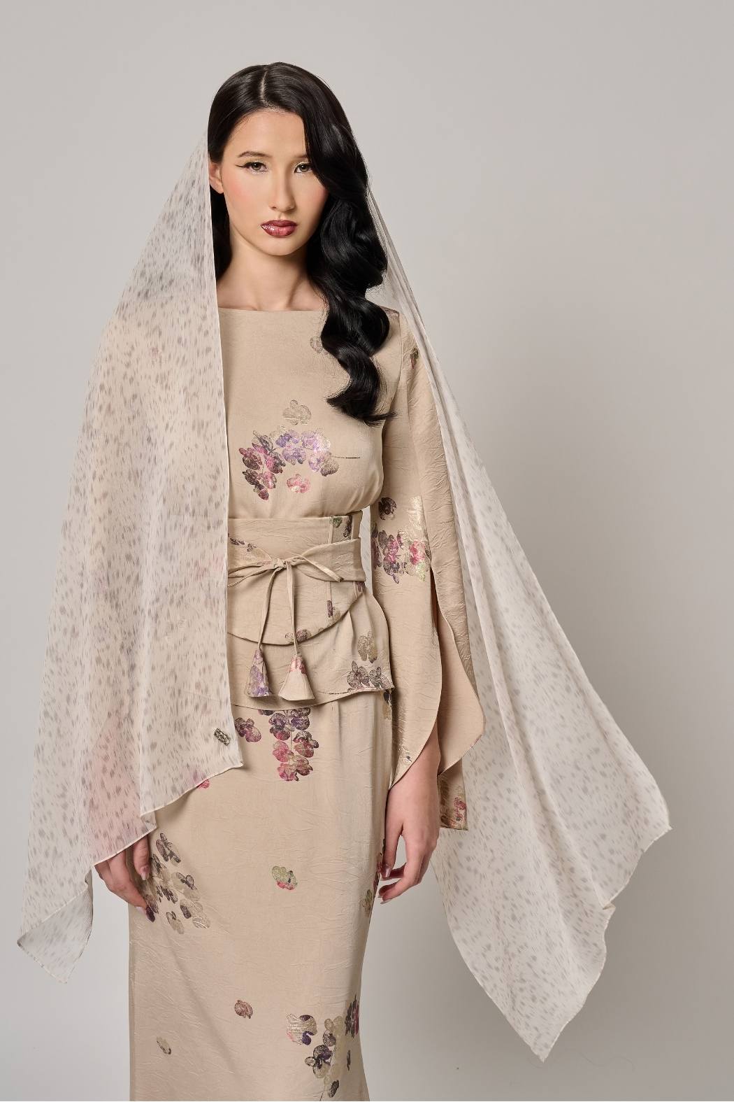 MIRAGE SCARF IN IVORY