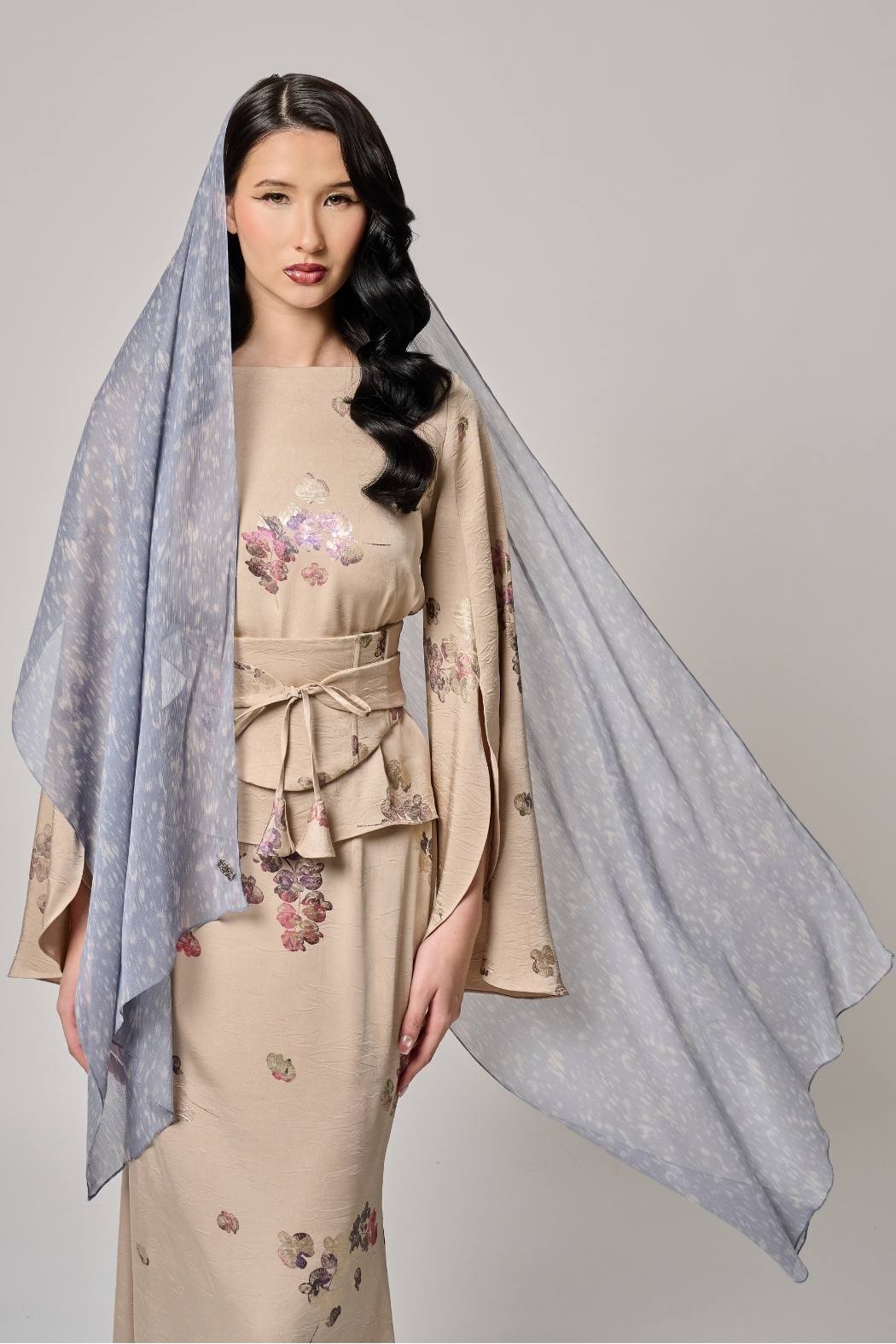 MIRAGE SCARF IN POWDER BLUE