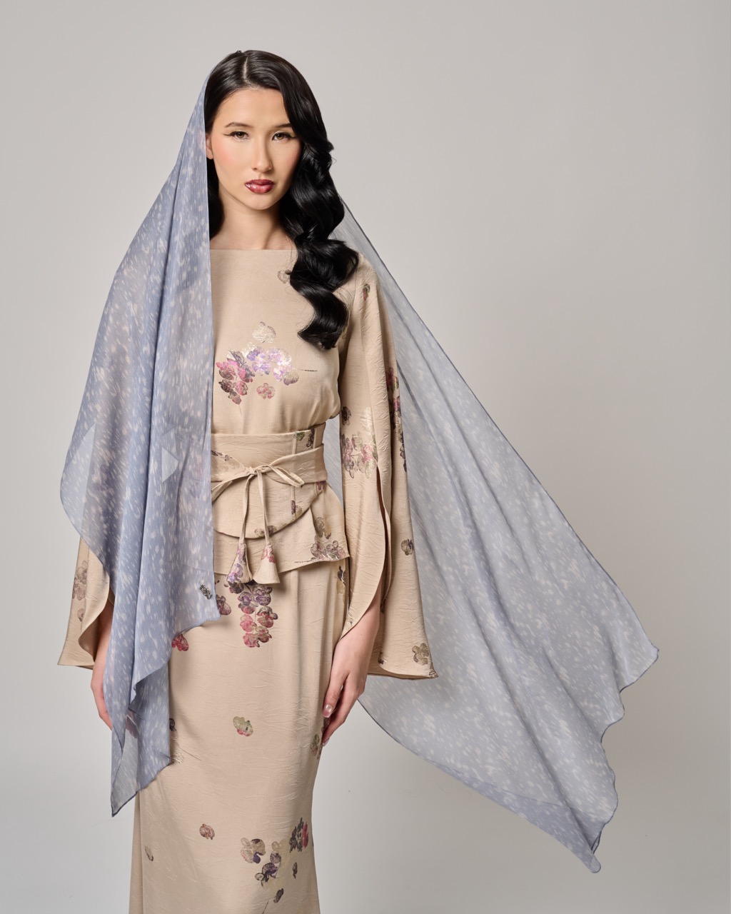 MIRAGE SCARF IN POWDER BLUE