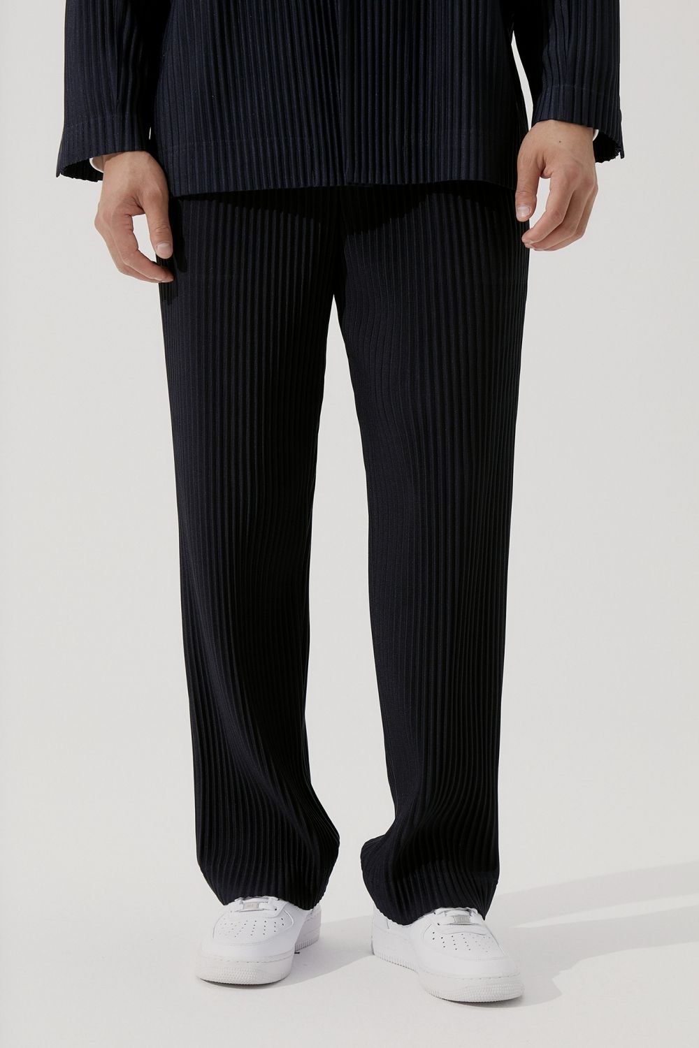 Men's Pleated Wild Pants Solid Color Straight Pants Casual Suit Trouse