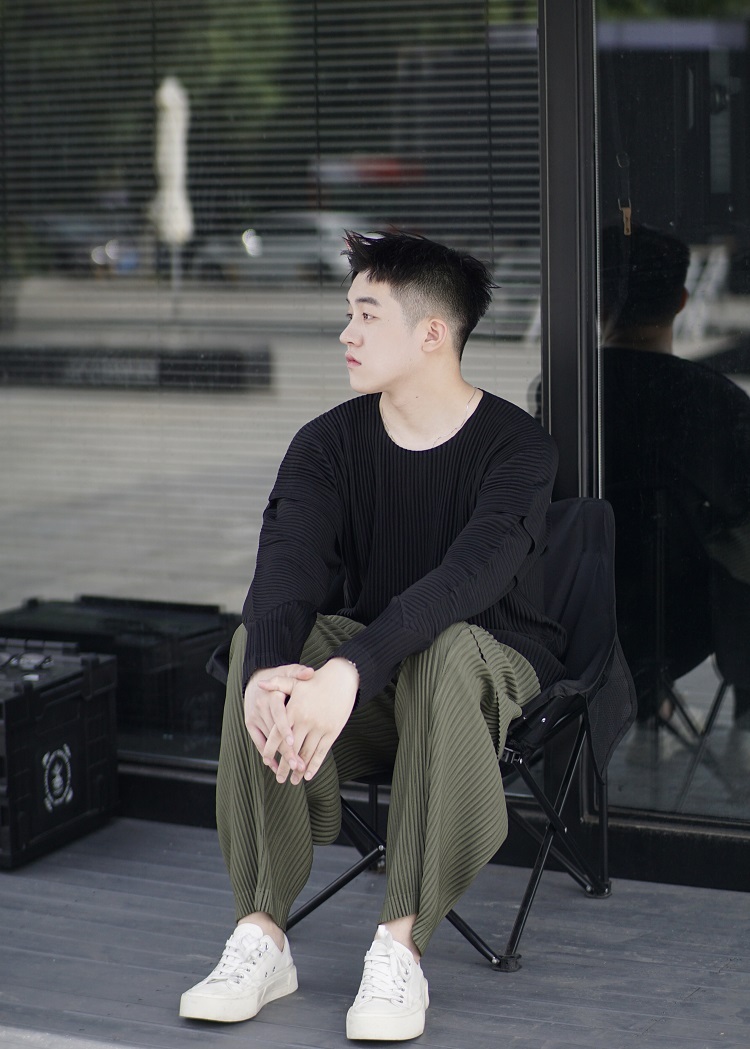 Men's Pleated Loose Cargo Pants Fashion Casual Streetwear Overalls Drawstring Elastic Waist