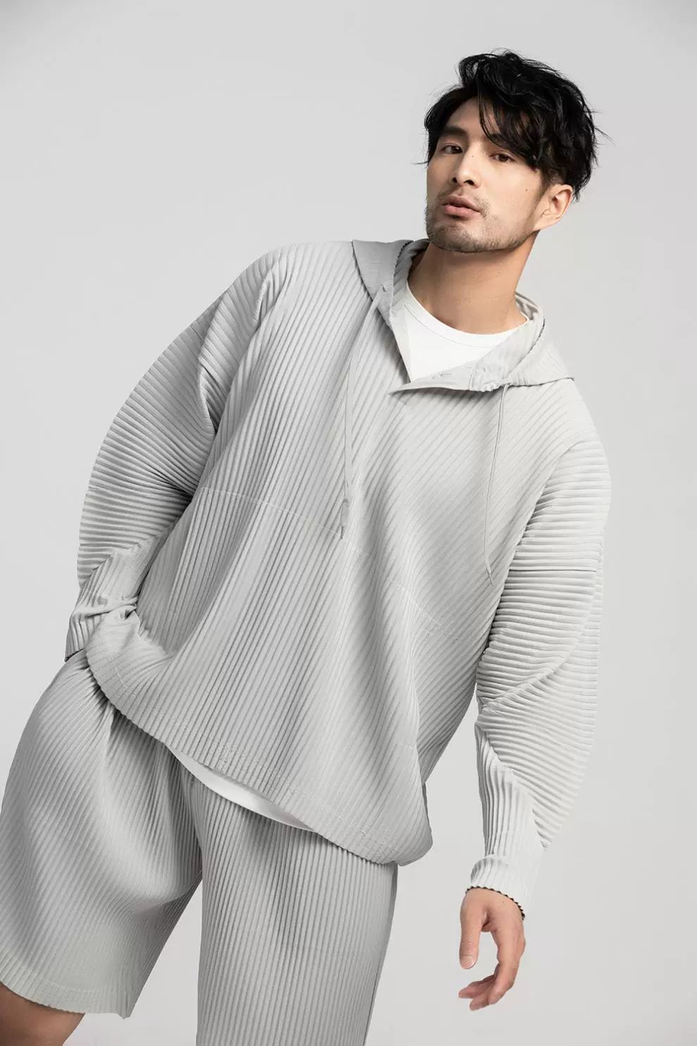 Men's Pleated Shorts Summer Breathable Casual Everyday Pants Drawstring Elastic Waist