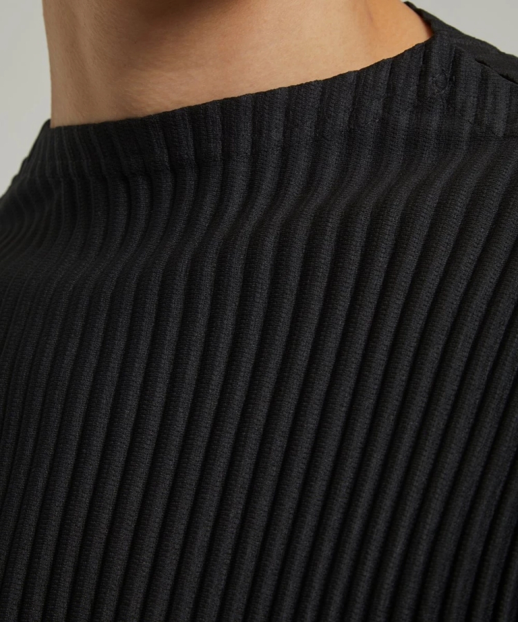 Men's Pleated Long Sleeve Turtleneck T-Shirt Fashion Classic Black Tshirts