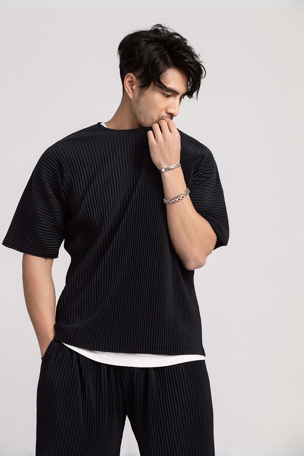 Men's Pleated Solid Short Sleeve T Shirt Round Collar Casual  Tee