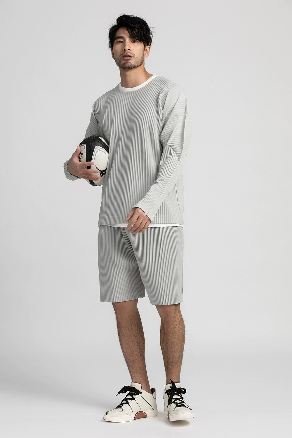 Men's Pleated Long Sleeve Plain T Shirt Japanese Streetwear Round Collar T-shirt