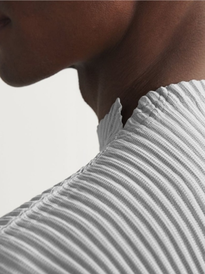 Men's Pleated Short Sleeve Turtleneck T-Shirt Fashion Plain Tee