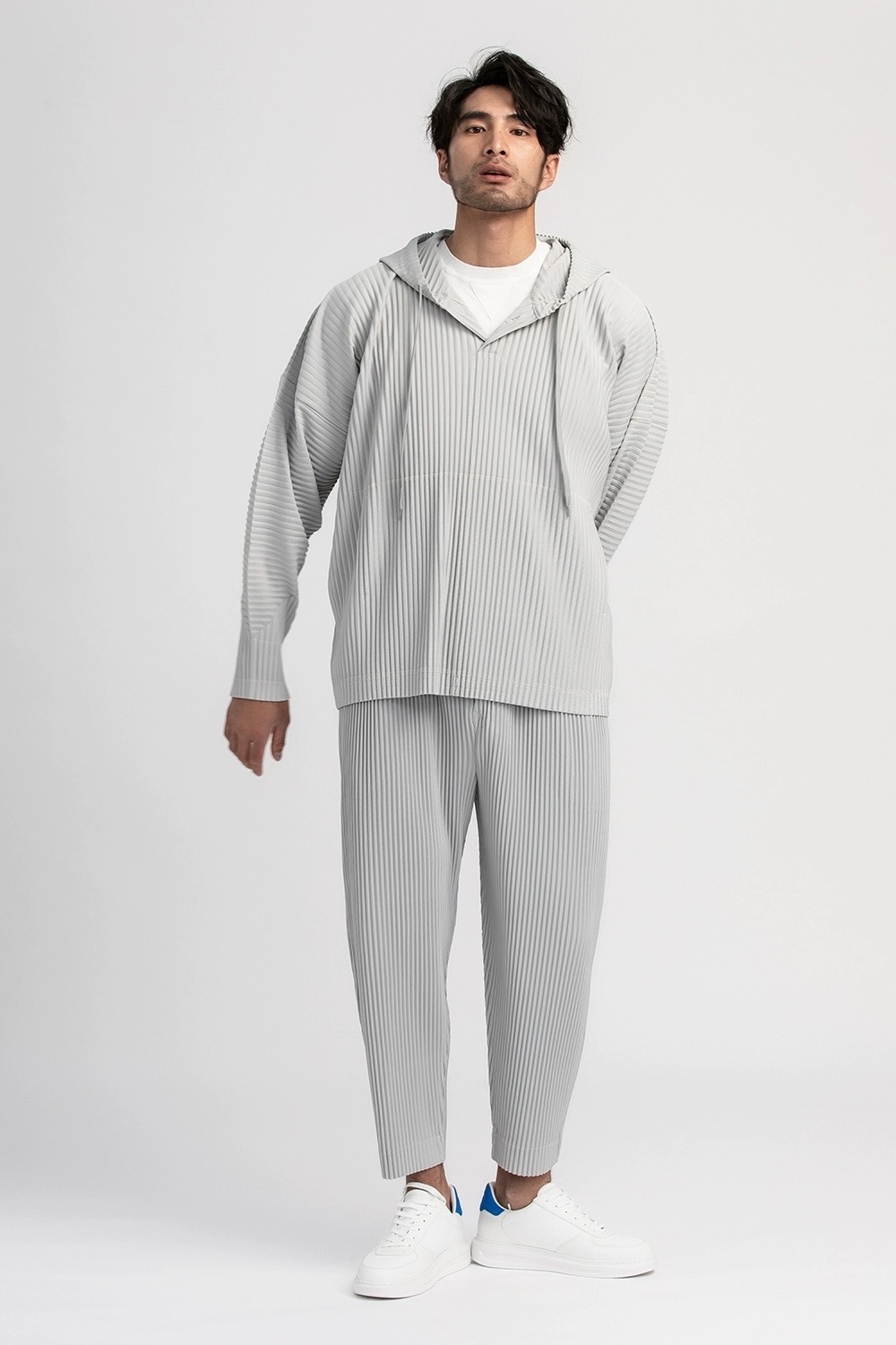 Men's Pleated Solid Long Sleeve Hoodies Loose Fit Hooded Sweatshirt