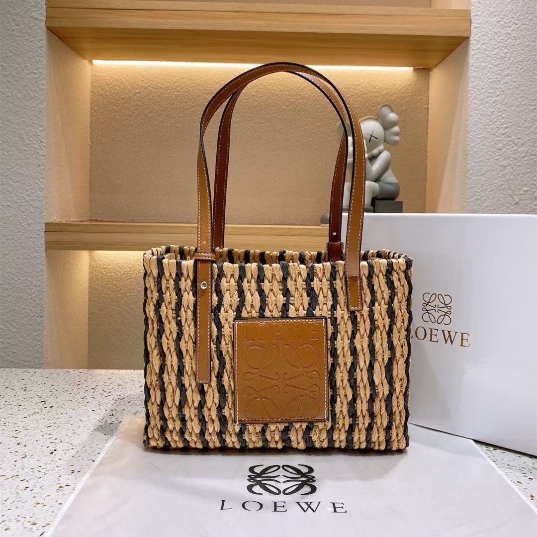 【LOEWE】軽快夏スタイル★バスケットバッグ